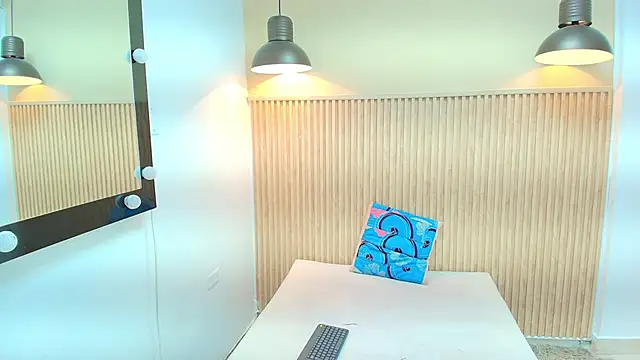 Frayhot777 online show from 6, 2, 2026