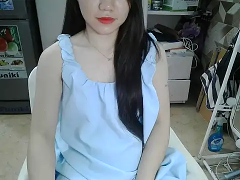Snapshot of Ara4865 chatting on 17, 10, 2025 Ara4865 online show from 17, 10, 2025