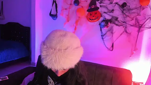 Snapshot of kitty__chs chatting on 11, 11, 2025 kitty chs online show from 11, 11, 2025