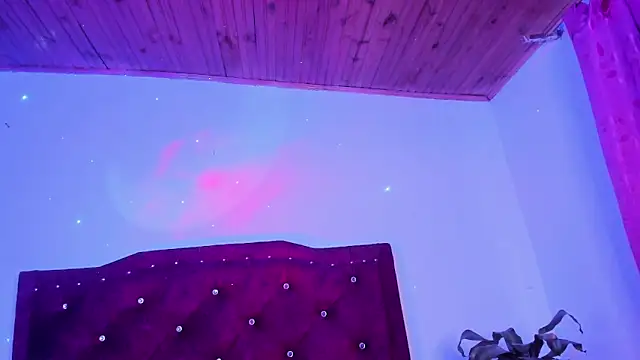 Snapshot of kitty__chs chatting on 13, 2, 2026 kitty chs online show from 13, 2, 2026