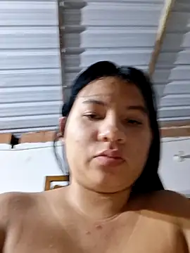 Snapshot of hot-mom22 chatting on 24, 4, 2026 hot-mom22 online show from 24, 4, 2026
