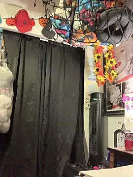 blondebarbiebae online show from 3, 3, 2026