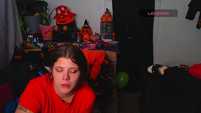 xofrankiefinexo online show from 19, 10, 2025