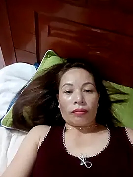 Snapshot of suka-bae chatting on 20, 10, 2025 suka-bae online show from 20, 10, 2025