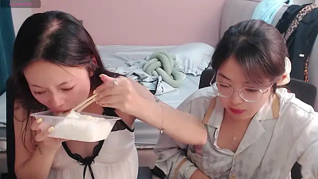 redrose520 online show from 10, 10, 2025