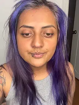 Snapshot of sunnymoonn_1 chatting on 18, 10, 2025 sunnymoonn 1 online show from 18, 10, 2025