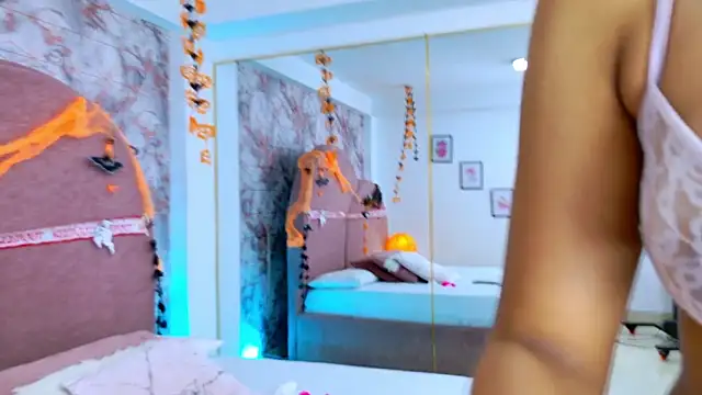 Snapshot of Aliss_Star chatting on 29, 10, 2025 Aliss Star online show from 29, 10, 2025