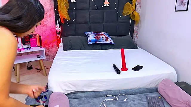 Snapshot of Aliss_Star chatting on 21, 12, 2025 Aliss Star online show from 21, 12, 2025