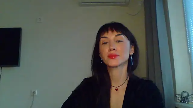 Snapshot of Zariveth chatting on 12, 10, 2025 Zariveth online show from 12, 10, 2025