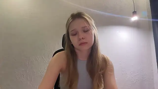 Snapshot of CandysRose chatting on 15, 7, 2026 CandysRose online show from 15, 7, 2026