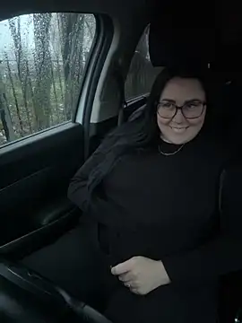 Ruby-Black online show from 6, 2, 2026