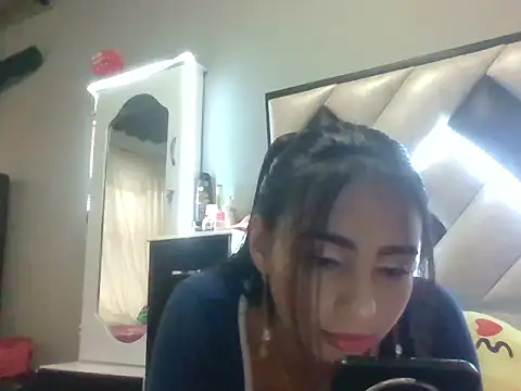 Snapshot of NileveSantanna chatting on 30, 9, 2025 NileveSantanna online show from 30, 9, 2025