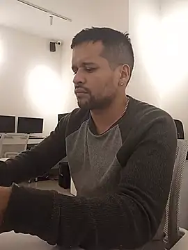LucasGaeel online show from 18, 7, 2026