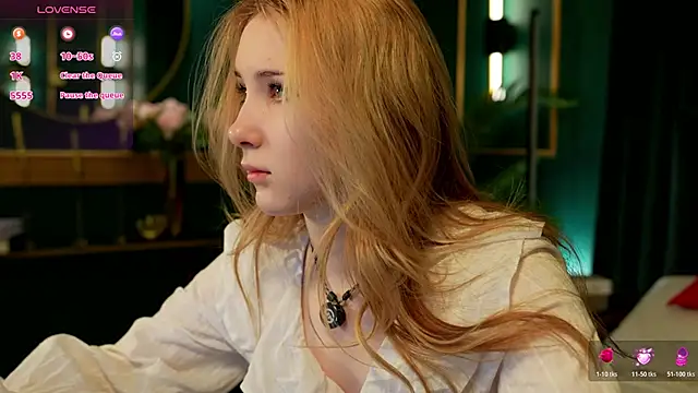 Snapshot of LiraKink chatting on 27, 2, 2026 LiraKink online show from 27, 2, 2026