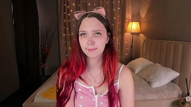 Monica  Queen online show from 24, 11, 2025