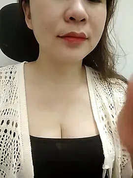 Girl Shy2000 online show from 31, 3, 2026