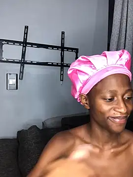 Snapshot of Caramel102004 chatting on 10, 2, 2026 Caramel102004 online show from 10, 2, 2026