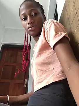 Snapshot of Caramel102004 chatting on 26, 3, 2026 Caramel102004 online show from 26, 3, 2026