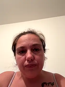 Snapshot of Eleanorxx chatting on 5, 10, 2025 Eleanorxx online show from 5, 10, 2025