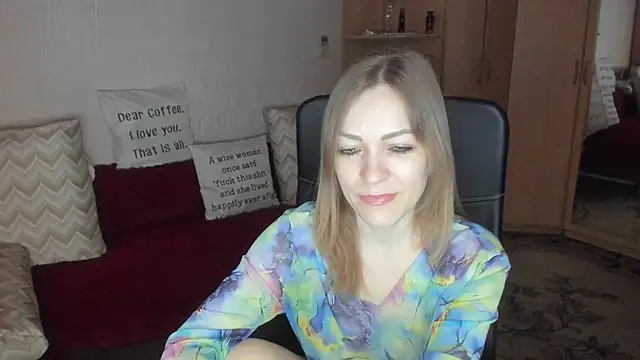 Tiffany Bates online show from 10, 3, 2026