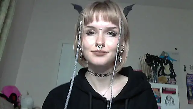 Paradoxy  online show from 24, 4, 2026