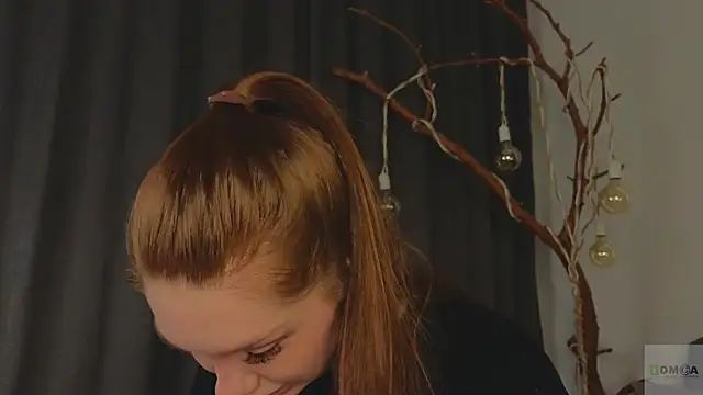 Nicole Broown  online show from 31, 5, 2026