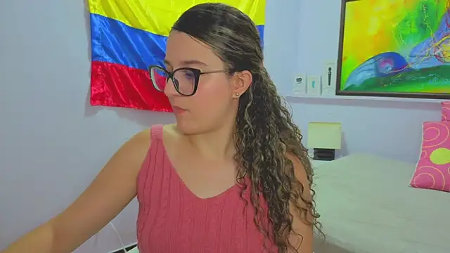 Snapshot of katiaa_lovv chatting on 2, 7, 2026 katiaa lovv online show from 2, 7, 2026