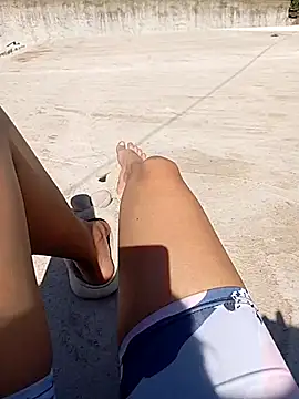 Snapshot of CrisHot202 chatting on 18, 10, 2025 CrisHot202 online show from 18, 10, 2025