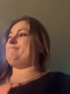 BuzzBunni69 online show from 25, 9, 2025