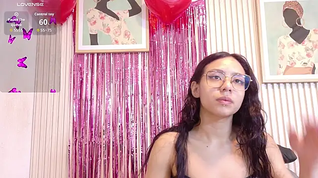 Abrilmirren online show from 7, 2, 2026