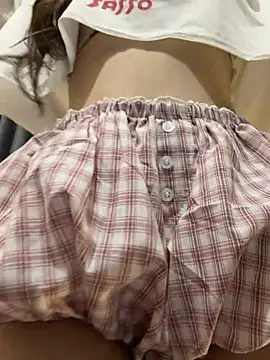 Quynhbabysexy online show from 4, 7, 2026