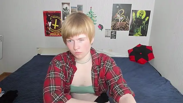 Cattie w  online show from 16, 4, 2026