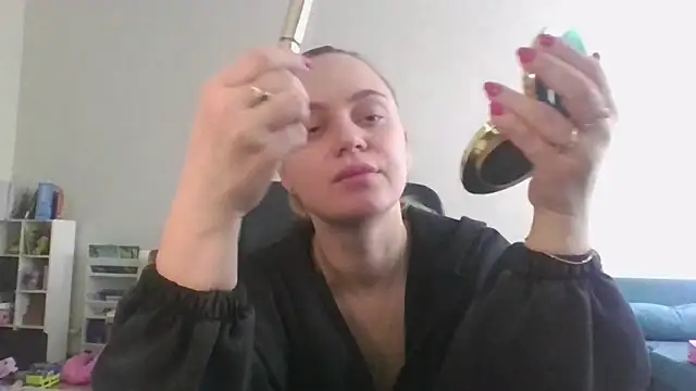 Snapshot of Cynoraye chatting on 12, 2, 2026 Cynoraye online show from 12, 2, 2026