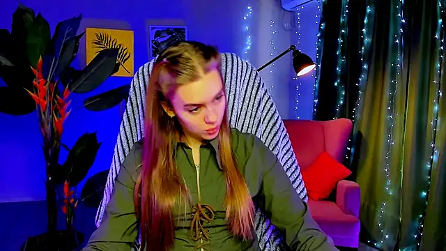 JuneWoods online show from 6, 2, 2026