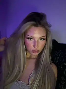 blondeeee online show from 7, 2, 2026