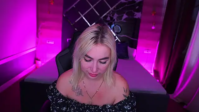 MariellaVi online show from 2, 10, 2025