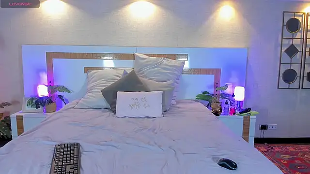 Violeta dh online show from 27, 2, 2026