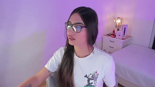 cherrylady 02 online show from 5, 10, 2025