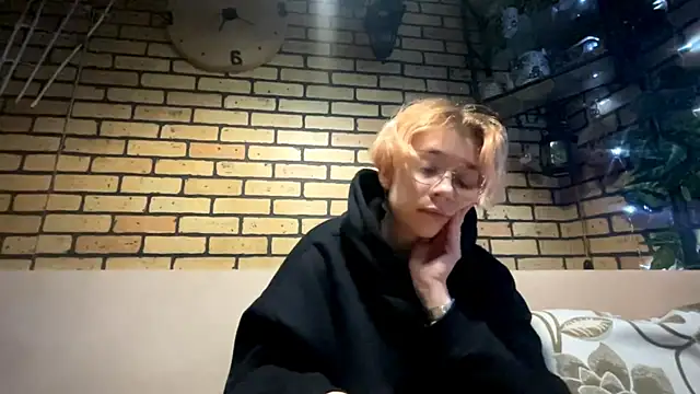 Snapshot of mycutievibe chatting on 25, 9, 2025 mycutievibe online show from 25, 9, 2025