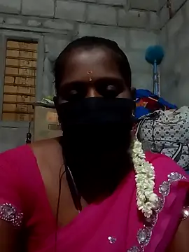 Snapshot of Tamil_Hot_Sandy chatting on 3, 10, 2025 Tamil Hot Sandy online show from 3, 10, 2025