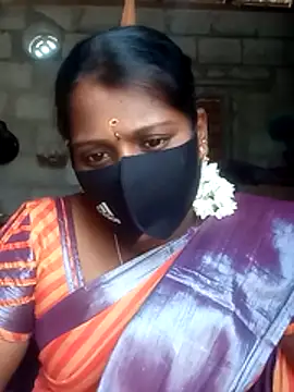 Snapshot of Tamil_Hot_Sandy chatting on 29, 10, 2025 Tamil Hot Sandy online show from 29, 10, 2025