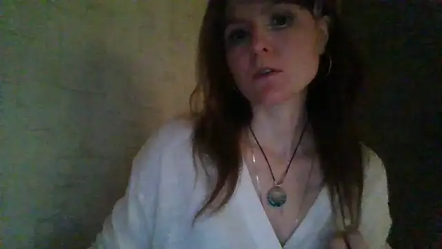 Snapshot of Arivonne chatting on 5, 2, 2026 Arivonne online show from 5, 2, 2026
