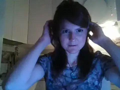 Snapshot of Arivonne chatting on 28, 2, 2026 Arivonne online show from 28, 2, 2026