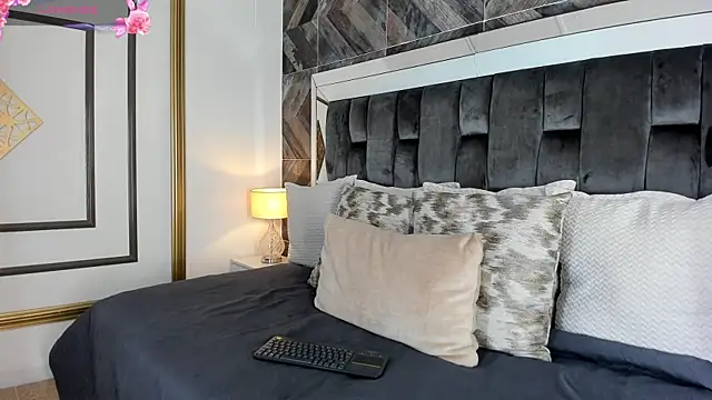 NaylaGrey online show from 28, 2, 2026