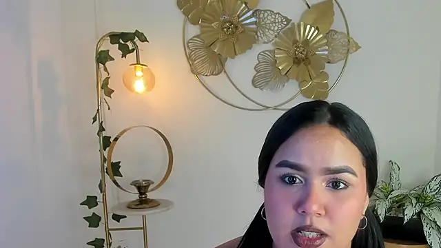 Snapshot of Jade_gonzalez chatting on 8, 10, 2025 Jade gonzalez online show from 8, 10, 2025