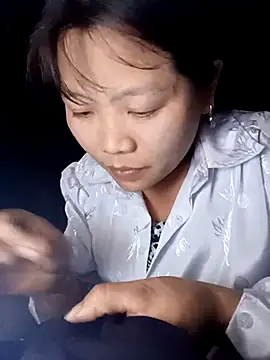 bree-zz online show from 1, 2, 2026