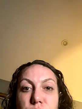 Snapshot of sexybriiiixoxo chatting on 14, 12, 2025 sexybriiiixoxo online show from 14, 12, 2025