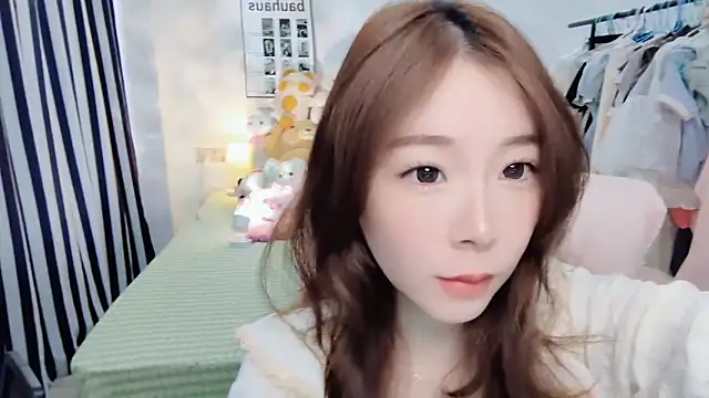 Snapshot of Gardenia-222 chatting on 3, 11, 2025 Gardenia-222 online show from 3, 11, 2025