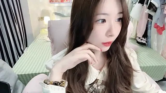 Snapshot of Gardenia-222 chatting on 22, 2, 2026 Gardenia-222 online show from 22, 2, 2026