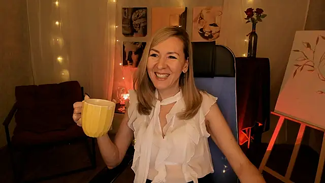 DonnaSmitth online show from 5, 1, 2026